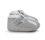2019 Candy Colors Patent Leather Newborn Baby Prewalker Soft Bottom Anti-slip Shoes Footwear Princess Girl Crib Mary Jane Shoes